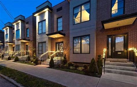 11357967206 335655C27c B Jpg 799 510 Townhouse Exterior Apartments