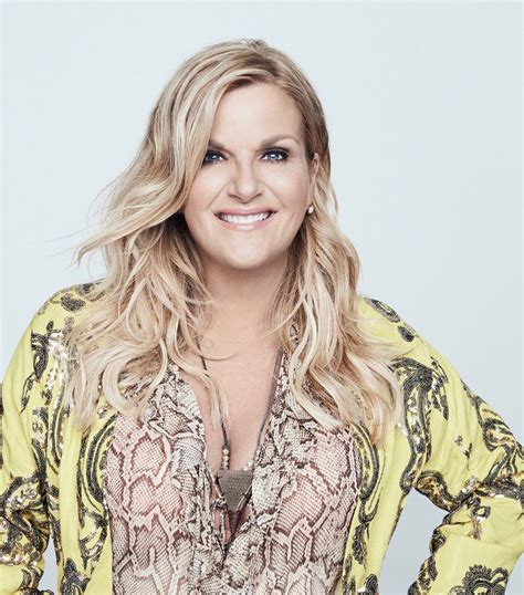 2. 7 Powerful Reasons To Listen To Trisha Yearwood Now