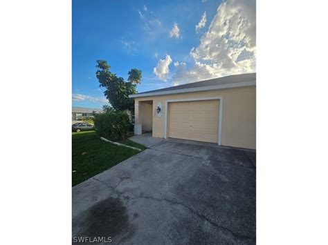 4524 4526 Santa Barbara Blvd Cape Coral Fl 33914 Condo For Rent In