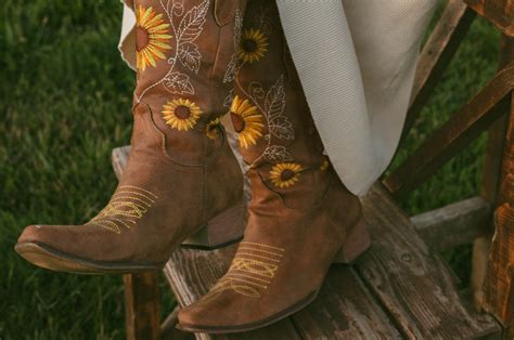 8 Wide Calf Cowboy Boots To Unleash Your Inner Cowboy Carter