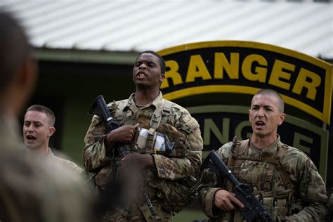 Airmen Guardian Soldiers Lead The Way During Ranger Assessment Course