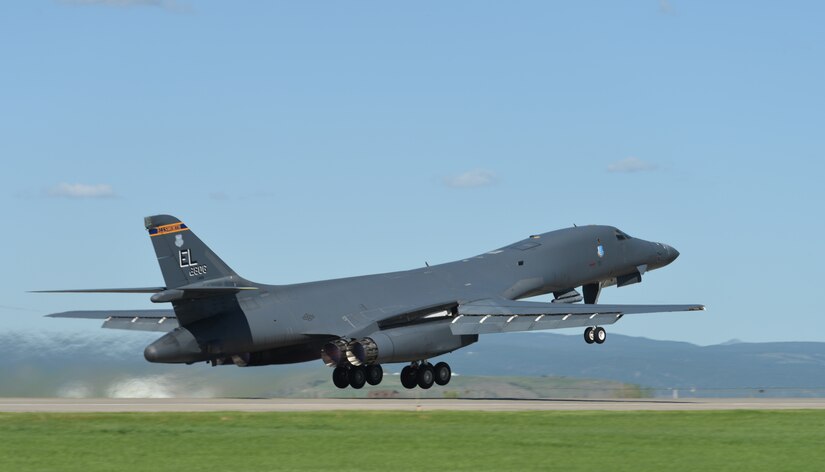 B 1B Fleet Resumes Flight Operations 8Th Air Force J Gsoc Article