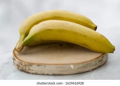 Banana Half Nutrition Label Whole On Stock Photo 729622894 Shutterstock