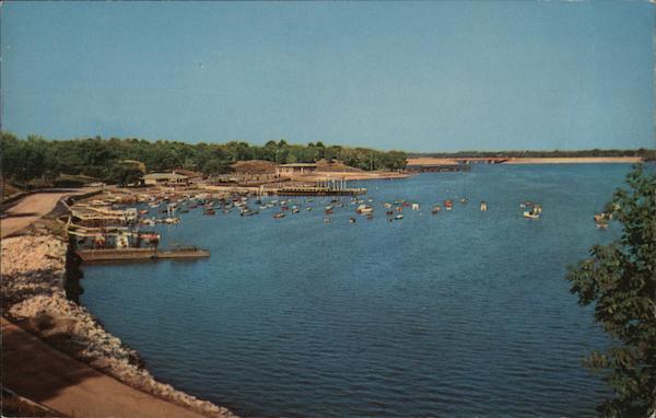 Beautiful Lake Decatur Illinois Postcard