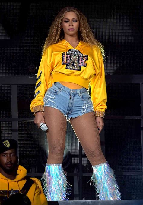 Beyonc S Best Outfits Her Most Iconic Looks Yet