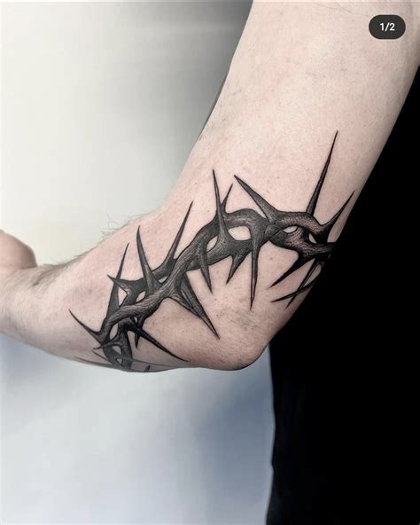 Create 7 Ultimate Crown Of Thorns Tattoos Today