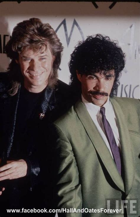 Daily Boom 80 S Throwback Hall Oates Kiss On My List Hall