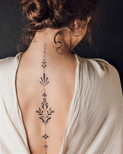 Dainty Spine Tattoos