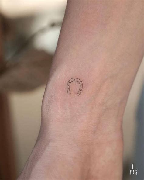 Discover 63 Small Horseshoe Tattoo Super Hot In Cdgdbentre