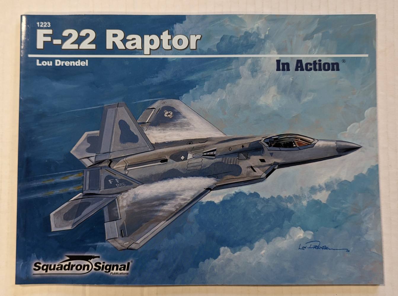 F 22 Raptor Squadron Signal In Action Nr 1223 Modellbau Milit Rgeschichte Fachliteratur Dritt