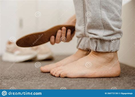 Flat Feet Diagnosis And Orthotics Shoe Inserts Problems With Flatfoot