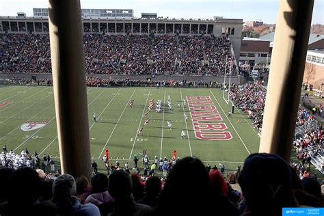 Harvard Vs Yale College Football Ivy League Deciding Game Harvard