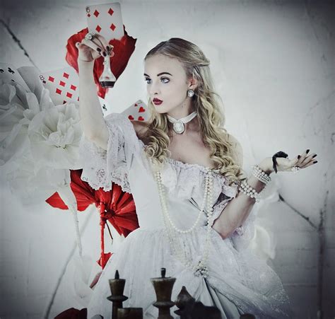 Sophie Katssby White Queen Alice In Wonderland