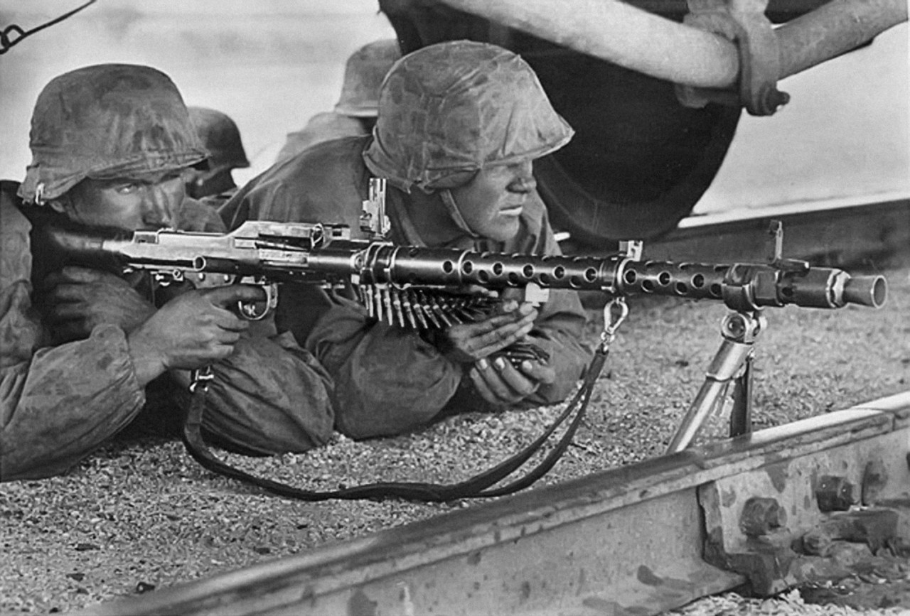 The German Mg 34 General Purpose Machine Gun Perhaps The Most Advanced Machine Gun Design Of The