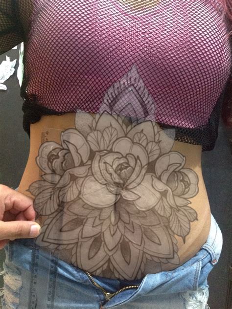 Ultimate Guide To Designing Women's Stomach Tattoos