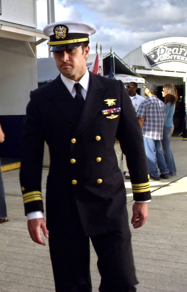 Us Navy Dress Uniform Officer A Guide To The Classic And Elegant