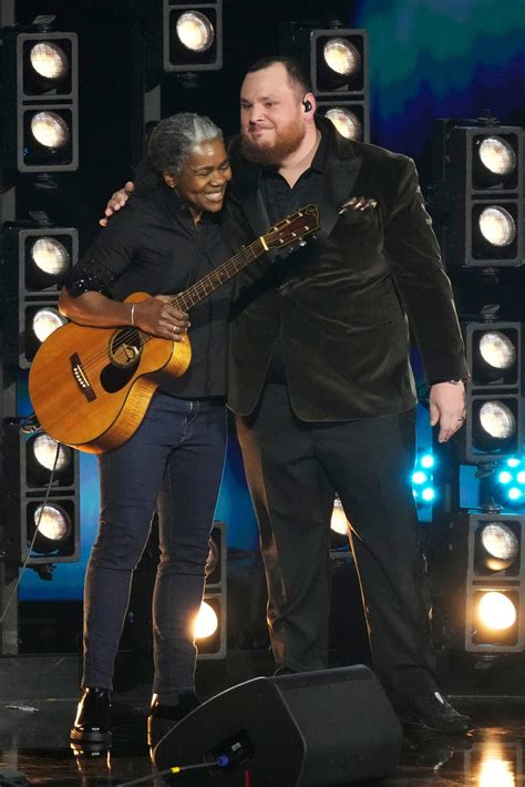 12+ Luke Combs, Tracy Chapman Duet: A Voice Harmony Masterclass ...