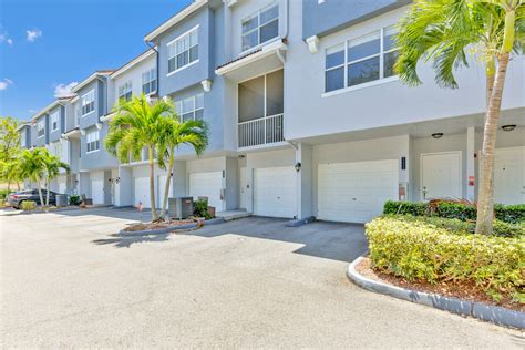 Windsor Coral Springs Apartments In Coral Springs Fl Apartments Com